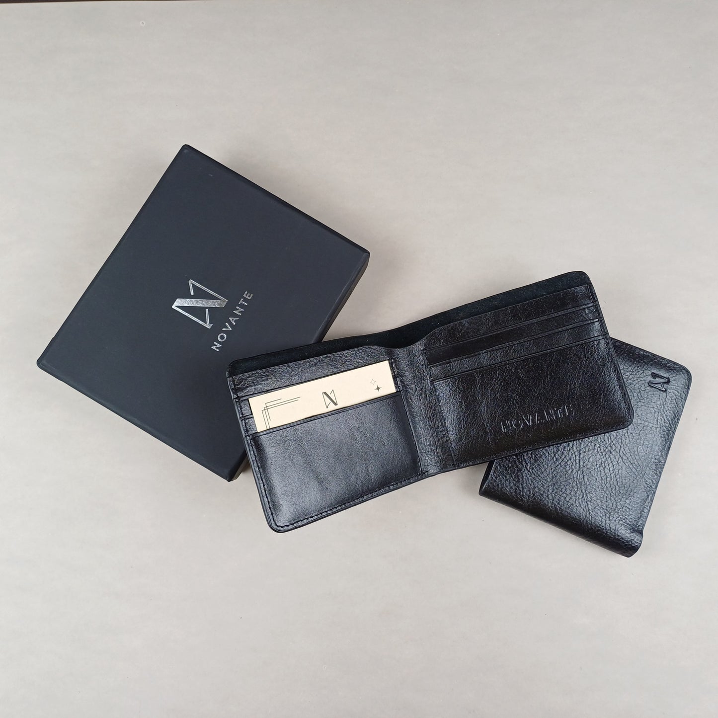 Novante Clyve Bi-Fold Leather Wallet